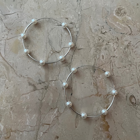 Revolve Lili claspe pearl hoop earrings Molly hoops the flirt